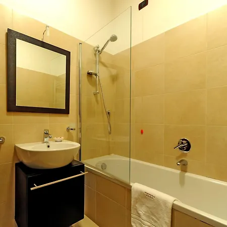 Bed and Breakfast Zara 2*