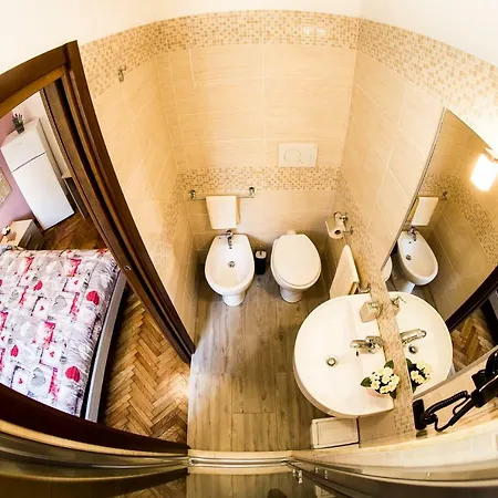 Zara Bed and Breakfast 2*